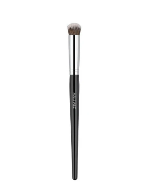 Malu Wilz concealer brush